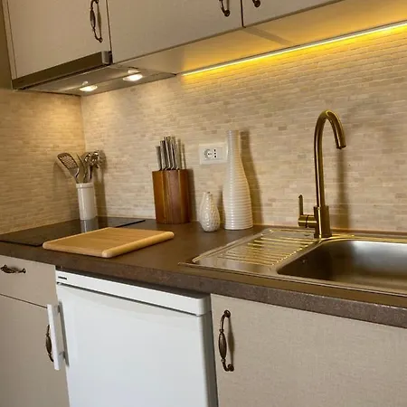 Apartman Leo Podgora